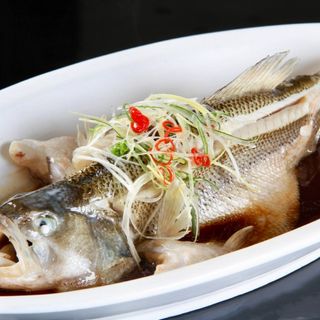 Branzino in salsa chongyu al vapore