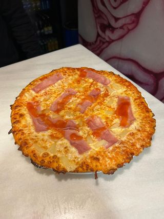 Pizza Hawaiana (33.5 Cm.)