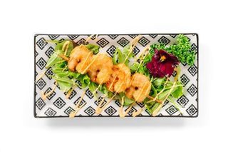 Spiedini di gamberi fritti