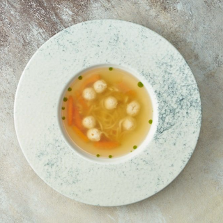 Курячий бульон з фрікадельками (210 г)