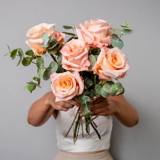 BUCHET 5 TRANDAFIRI SHIMMER