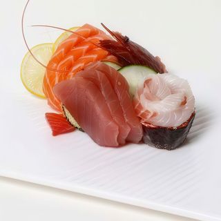 71. Sushi sashimi