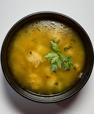 Суп з фрікадельками та локшиною (300г)