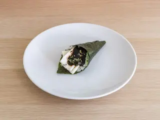 98T-Temaki De Pez Escolar Con Trufa (1 Ud.)