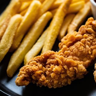 Pollo Crispy Con Patatas