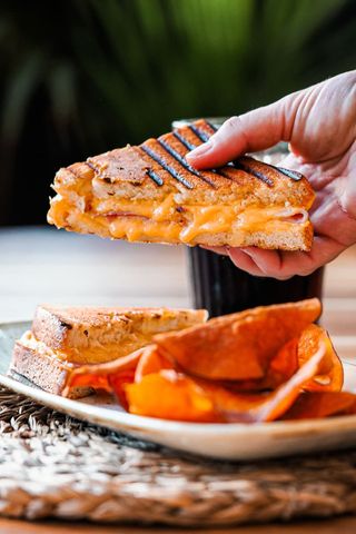 Sándwich De Queso Y Bacon