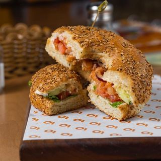 Бублик с семгой