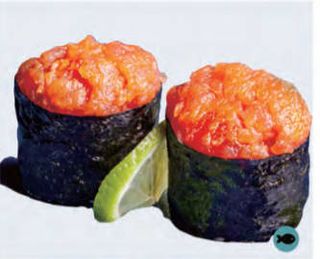 142. Spicy salmone - 2 pezzi