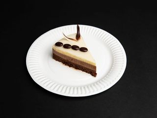 Felie tort Triociocolate