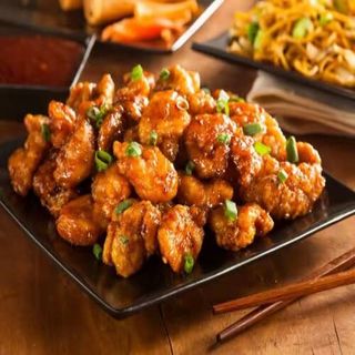 93- Pollo de caserío con salsa agridulce