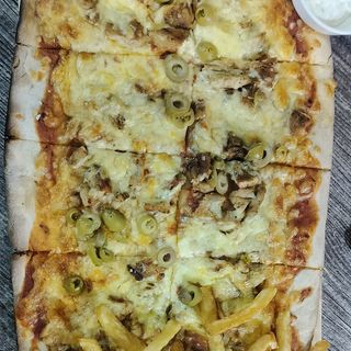 Pizza demi mètre trio escalope