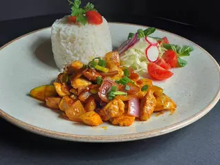 Sriracha piletina
