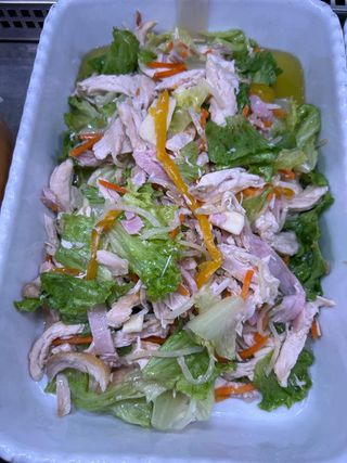 Insalata di pollo gluten-free