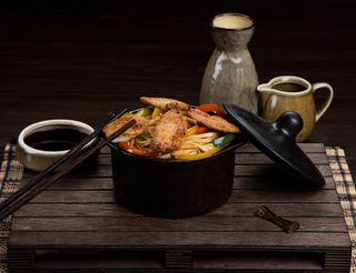  Ուդոն հավի մսով