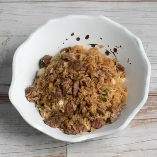 Arroz Con Ternera Y Verduras De Temporada