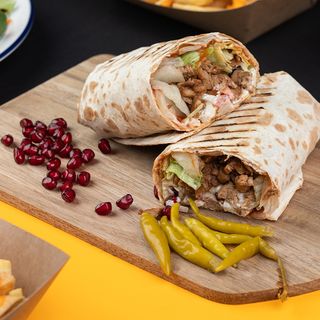 შაურმა სპეც სოუსით - პატარა