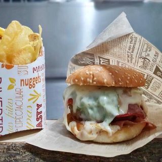 Hambúrguer tradicional 