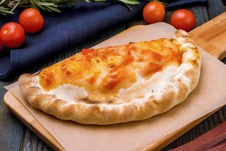 Pizza Calzone (30 Cm.)