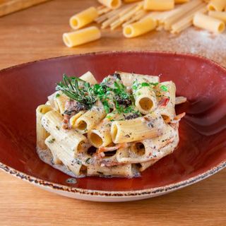 Rigatoni Al Gorgonzola E Tartufo 