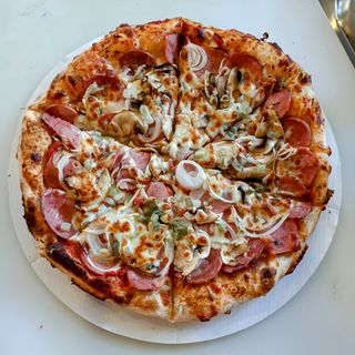 Пица Баварска (320г)