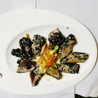 13 Maguro tataki