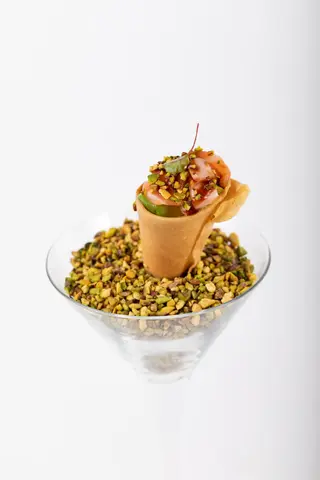 Temaki salmone avocado e pistacchio