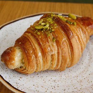 Croissants Pistachio 