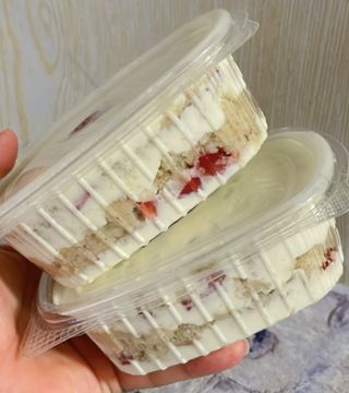 Bolo no pote 500g ninho e morango 