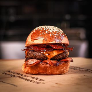 Burger Bó wieśniaczek 200g