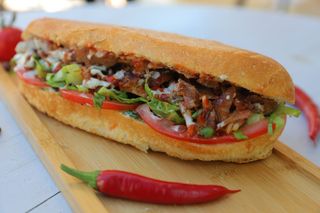 Խոզի շաուրմա հացով