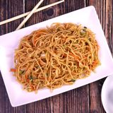 177. Пържени спагети със зеленчуци (850г)