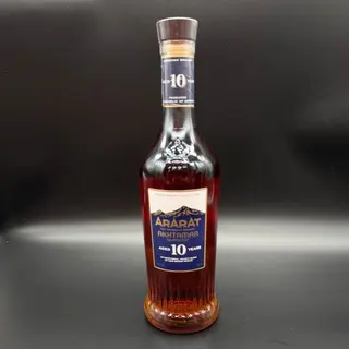 Brandy "ararat" 10 Años 40% 0.5l