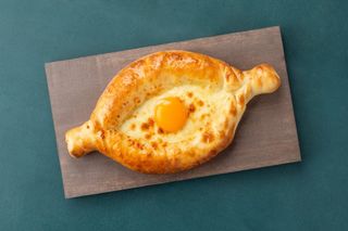 Хачапури по-аджарски