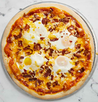 Pizza De Pollo Con Huevo (30 Cm.)