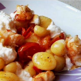 Gnocchi con Gambas y Stracciatella De Burrata DOP
