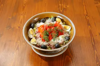 Salata Bulgareasca 