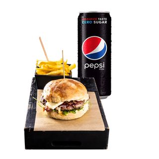 Burger Mad Max +  Pepsi Max 033l