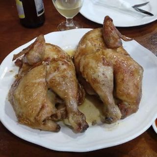 Pollo A La Brasa Entero