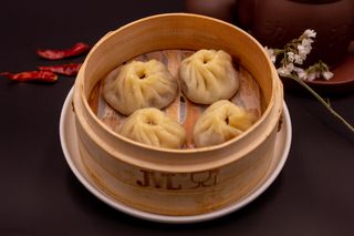 Mini bao zi con carne di maiale al vapore/小笼包