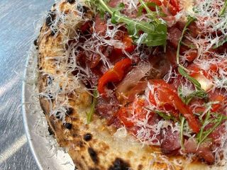 Піца "М'ясна" (600g)