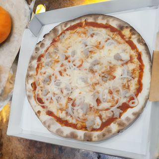 Pizza Infantil Salsicciae Cipolle (24 cm.)