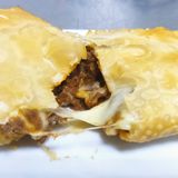 Pastel de feira BOLOÑESA  ( 18 cm aprox. )