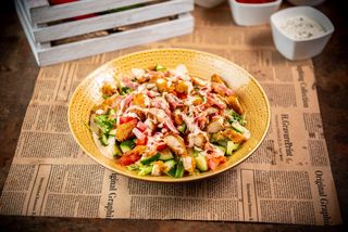 Crispy Chicken and Bacon Salad 350 g
