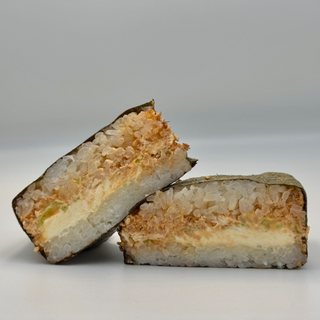 ОНІГІРІ з осмаженим лососем 150г