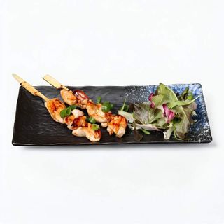 63. Yakitori (2 uds.)
