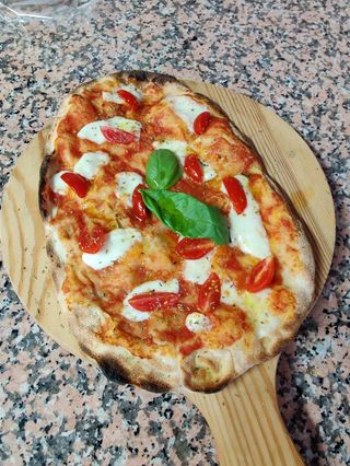 Pizza Margherita speciale