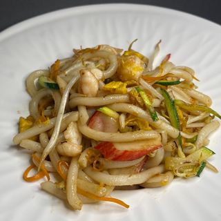 166 Udon con gamberi