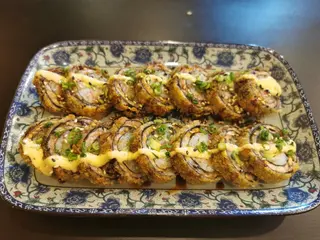 DRAGON HOT ROLL (16 UNI )