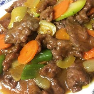 43. Ternera Con Salsa De Curry