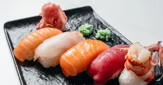 Sake nigiri